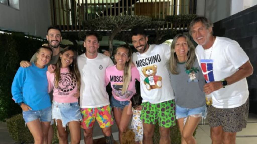 Messi avec Suarez et ses amis 