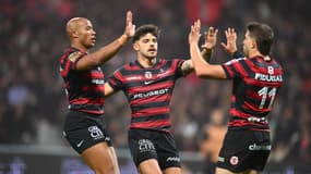 Teddy Thomas, Romain Ntamack et Juan Cruz Mallia face à Toulon, le 26 octobre 2025. 