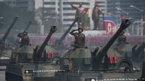 L'armée nord-coréenne défile lors de la parade militaire à Pyongyang, en Corée du Nord, le 15 avril 2017. 