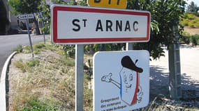 St Arnac est membre du groupement des communes aux noms burlesques.