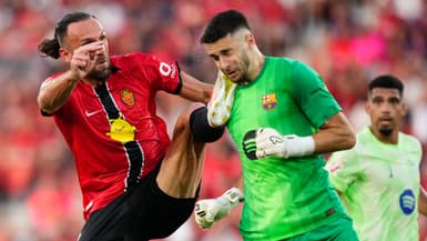 Le gardien du Barça Joan Garcia subit une grosse faute face à Majorque, 16 août 2025