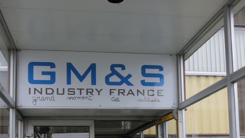 Le tribunal de commerce de Poitiers, au terme d'une audience à huis clos, a repoussé d'une semaine sa décision, comme le demandaient les représentants des 277 salariés de GM&amp;S Industry.