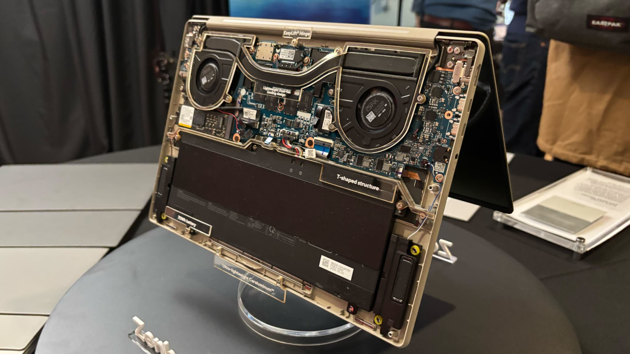 Le Zenbook 14 d'Asus
