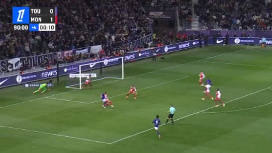 Radosław Majecki coupable d'une erreur lors de Toulouse-Monaco, le 7 mars 2025.