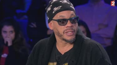 JoeyStarr sur le plateau de "On n'est pas couché", le 2 décembre sur France 2.