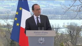 Hollande à Izieu: "La barbarie n’a pas d’âge, pas de couleur, pas de limite"