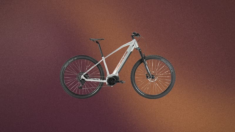 Comment expliquer cette baisse de 500 euros sur le prix de ce vélo électrique chez Intersport ?