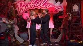 Ryan Gosling et Emily Blunt sur le plateau du "Saturday Night Live", le 13 avril 2024