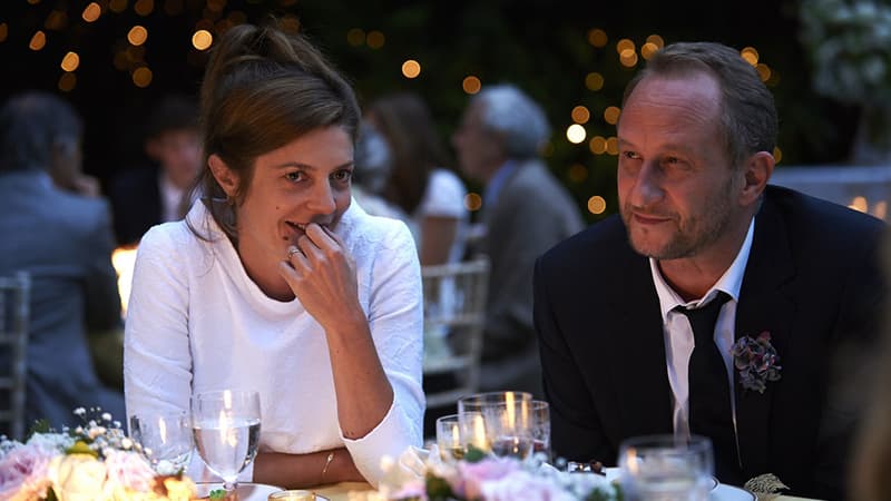 Chiara Mastroianni et Benoît Poelvoorde dans "3 coeurs", de Benoît Jacquot.