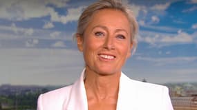 Anne-Sophie Lapix présentant son dernier JT de 20 heures sur France 2 ce jeudi 26 juin 2025.