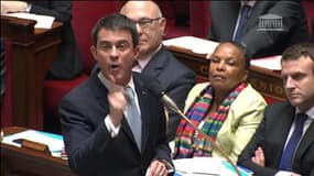 Valls à l'UMP: "Je suis pleinement à ma place, chef du gouvernement"