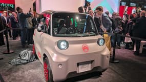 Le design renouvelé de la nouvelle AMI, la voiture électrique sans permis de Citroën, présentée au Mondial de l'auto à Paris, le 14 octobre 2024.