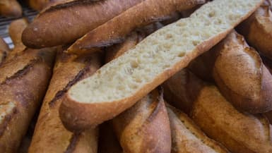 Des baguettes viennoises La Boulangère font l'objet d'un rappel (photo d'illustration).