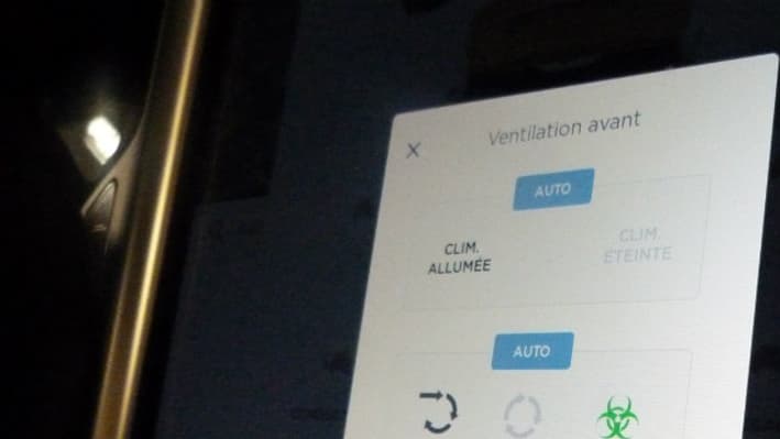 Le mode de défense contre les armes bactériologiques, accessible depuis le menu de réglage de la ventilation.