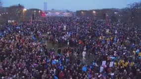 La manif pour tous sur le Champ-de-Mars