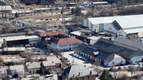 Huit mois après son incendie, la blanchisserie de l'Argentière-la-Bessée (Hautes-Alpes) va être rasée.