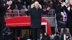 Vladimir Poutine réinvestit à la tête de la Russie. 