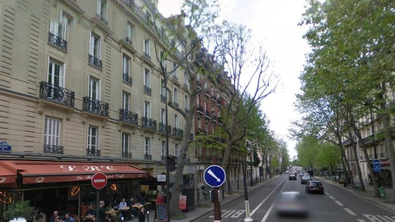 Rue Saint-Dominique, à Paris, dans le 7ème arrondissement