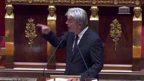 "Vos votes, nous ne les voulons pas": le député Sébastien Jumel (PCF) rejette le soutien du RN à la motion de censure déposée par LFI