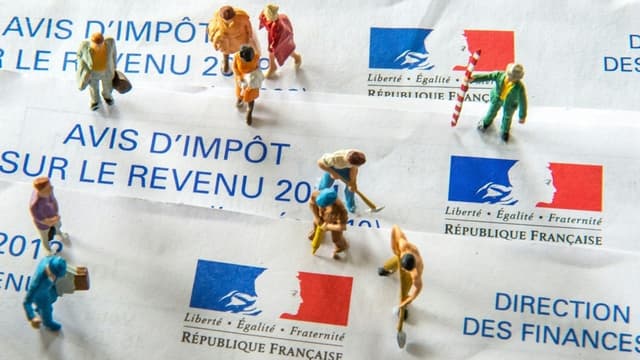 La progressivité fiscale se concentre sur les 10% de foyers qui gagnent plus de 4 623 euros par mois.