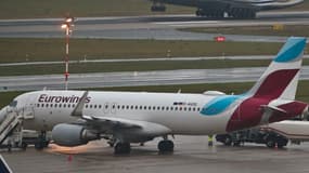 Un Airbus A319 de la compagnie Eurowings a dû atterrir de manière imprévue ce samedi à l'aéroport de Toulouse-Blagnac (PHOTO D'ILLUSTRATION)