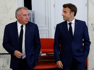 François Bayrou, leader du MoDem, et le président Emmanuel Macron, le 21 juin 2022 à l'Elysée, à Paris