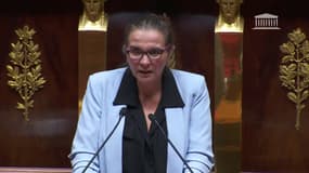 Réintégration des soignants non-vaccinés: Caroline Fiat estime que sa "proposition de loi ne remet pas en cause l'obligation vaccinale"