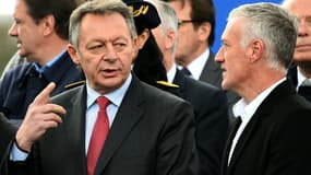 Le secrétaire d'État Thierry Braillard (ici en compagnie de Didier Deschamps) a copiloté le projet. 