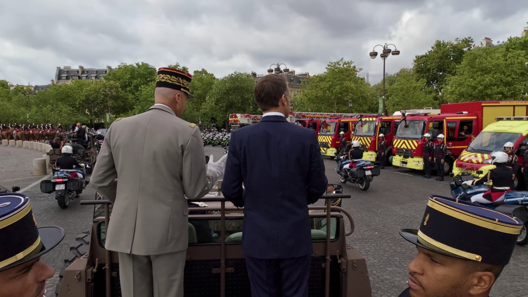 Le film en 3D immersive en plein cœur du défilé du 14 juillet avec l'Apple Vision Pro Le film en 3D immersive en plein cœur du défilé du 14 juillet avec l'Apple Vision Pro