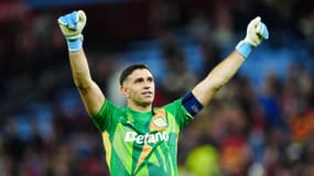 Emiliano Martinez exulte après la victoire d'Aston Villa face au Bayern Munich (1-0, Ligue des champions), le 2 octobre 2024