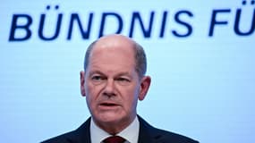 Olaf Scholz, futur chef social-démocrate du gouvernement, lors d'une conférence de presse, le 24 novembre 2021 à Berlin