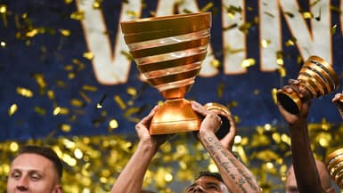 Le PSG soulève la Coupe de la Ligue en 2020