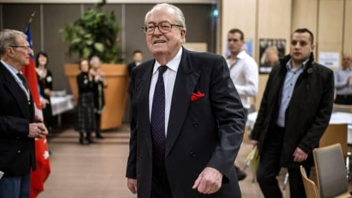 Jean-Marie Le Pen a largement battu l'UMP Renaud Muselier.