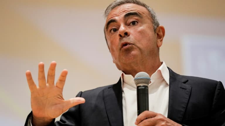 L'ancien magnat de l'automobile Carlos Ghosn lors d'une conférence de presse le 29 septembre  2020 au Liban où il s'est réfugié après sa fuite du Japon