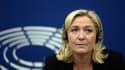 Marine Le Pen a annoncé que deux députés européens polonais et une britannique lui permettaient de constituer un groupe au Parlement européen.