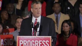 Le démocrate et nouveau maire de New York Bill de Blasio, mardi soir, après sa victoire.
