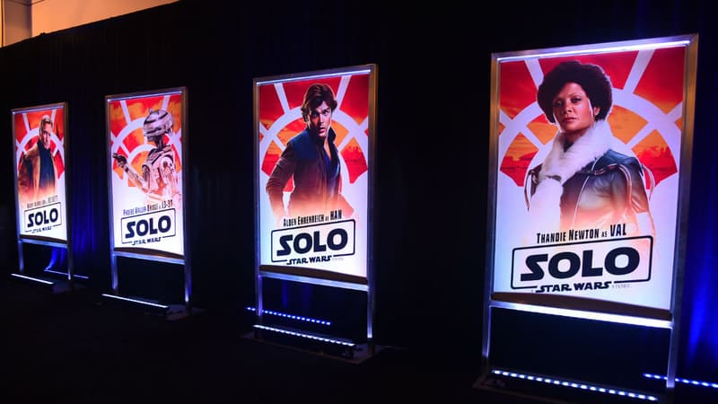 Des affiches du film Solo, a Star Wars Story, le 12 mai 2018 à Los Angeles.