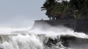 La Réunion est placée en alerte Rouge a l'aprochge de la tempête Dumile