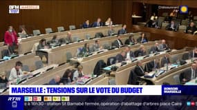 Tacles, huées… le premier vote du budget a été très tendu à Marseille