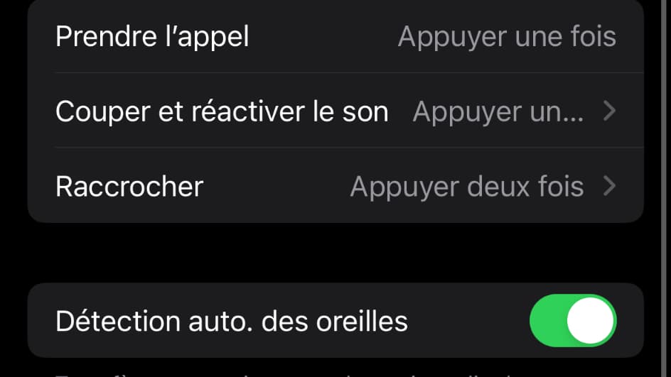 Le contrôle tactile des Beats Solo Buds est limité.