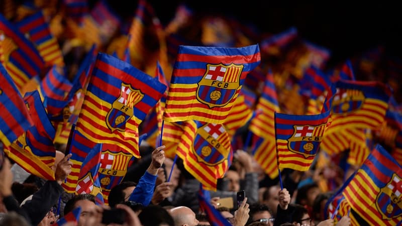 Barça: le chant anti-PSG du Camp Nou, au moment de l'hommage à Messi