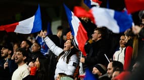 Des supporters de l'équipe de France de football en novembre 2023