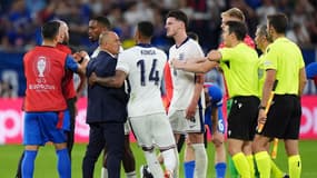 Une altercation au coup de sifflet final a opposé Declan Rice au sélectionneur de la Slovaquie, Francesco Calzona, le 30 juin 2024, à Gelsenkirchen