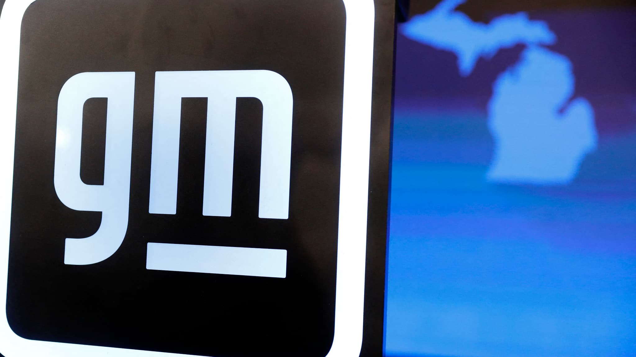 General Motors, elektrikli araç pazarındaki yavaşlamaya karşı veri merkezleri için sodyum batarya üretecek