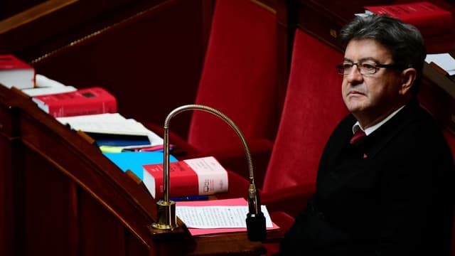 Melenchon Tacle Macron Sur Son Anniversaire A Chambord