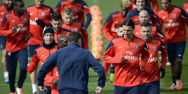 Le PSG en séance d'entraînement, le 27 mars, au Camp des Loges. Le PSG en séance d'entraînement, le 27 mars, au Camp des Loges.