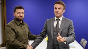 Volodymyr Zelensky et Emmanuel Macron, le 5 octobre 2023 à Grenade (photo d'illustration)
