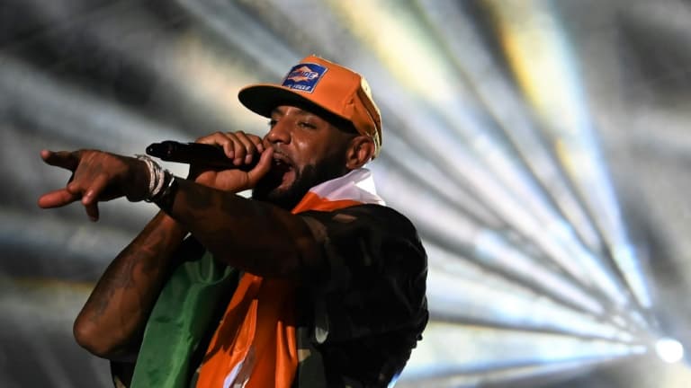 Le rappeur français Booba en concert à Abidjan, le 30 avril 2023 en Côte d'Ivoire