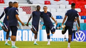 Antoine Griezmann et Ousmane Dembélé à l'entraînement des Bleus