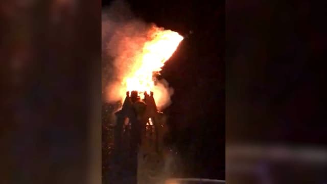 Le feu a détruit le clocher de l'église Sainte-Thérèse.